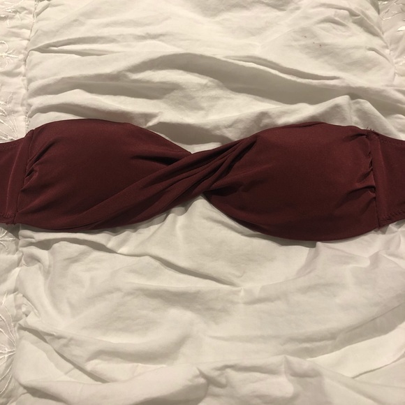 Bikini - Picture 2 of 5